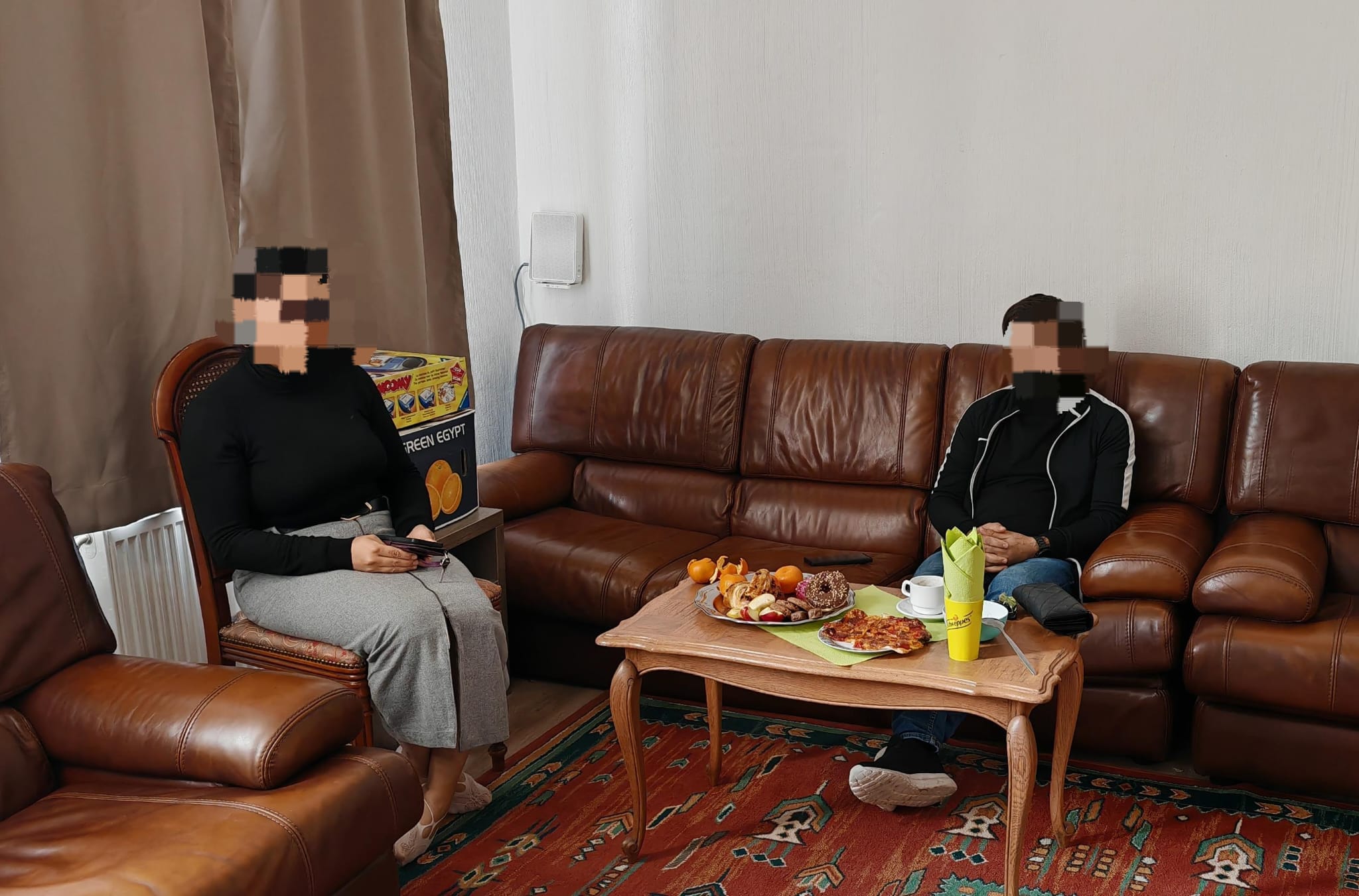 Mr M. et son épouse , après le centre 🧳👛🏘️